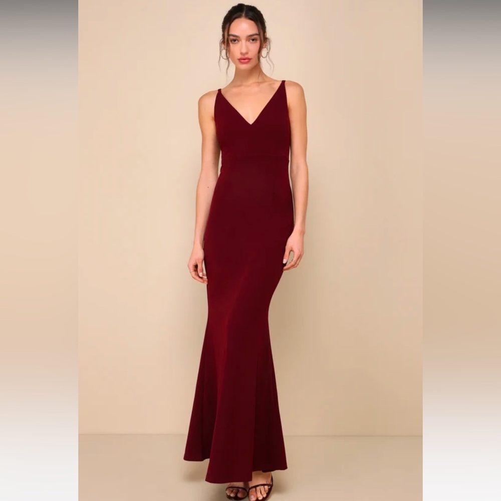 Lulus burgundy dress
